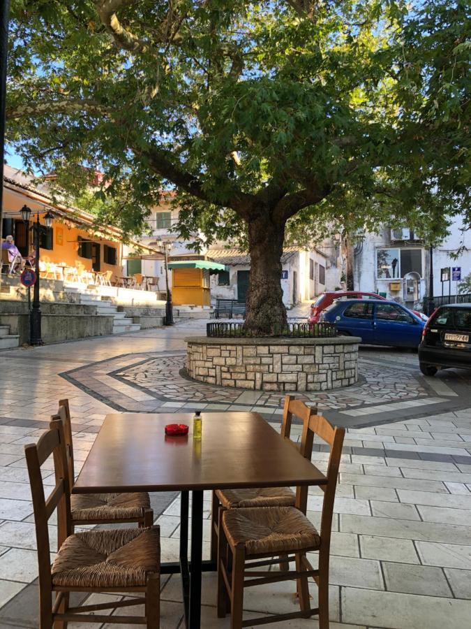La Maisonette House In The Heart Of Liapades Close To Rovinia Beach & Paleokastritsa 외부 사진